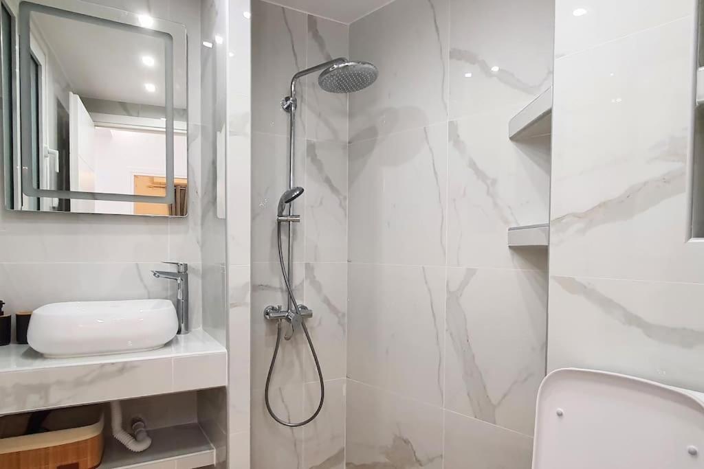 Acropolis Thisio Apartment 2 Bedrooms 2 Bathrooms Athen Exterior foto